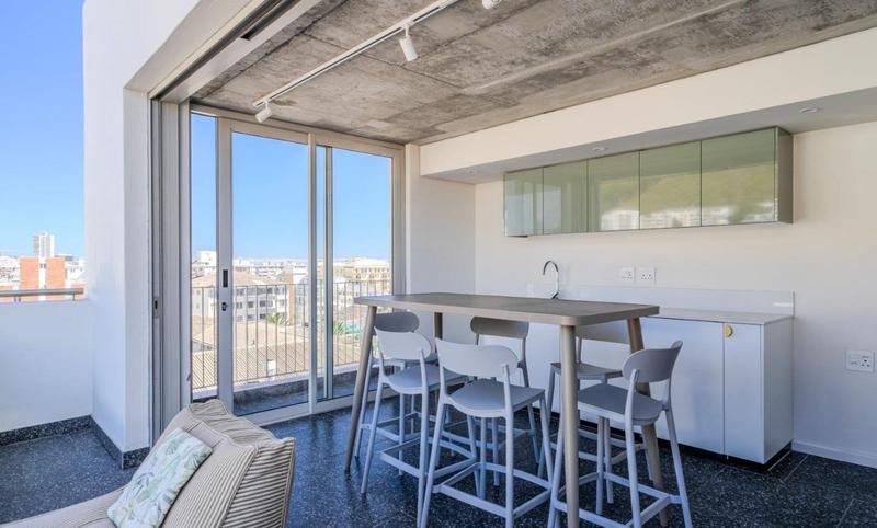 2 Bedroom Property for Sale in Sea Point Western Cape